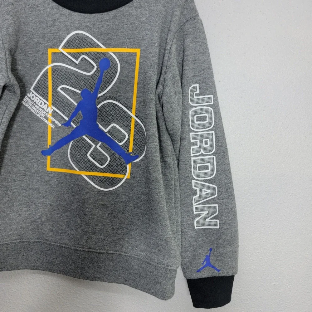 Jordan Kids Gray Graphic Jumpman Crewneck Sweatshirt‎ Size 4T Boys Pullover